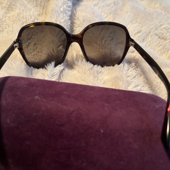 Gucci tortoise shell sunglasses - Picture 5 of 8